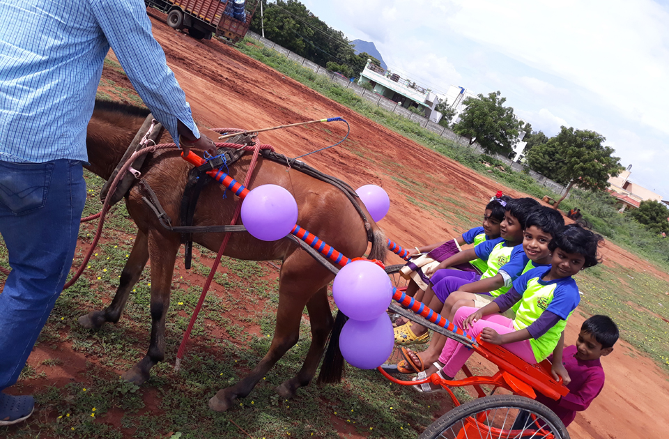 Fun Ride In A TONGA With Their Friends - Nehru Kids Academy