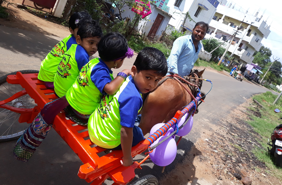 Fun Ride In A TONGA With Their Friends - Nehru Kids Academy